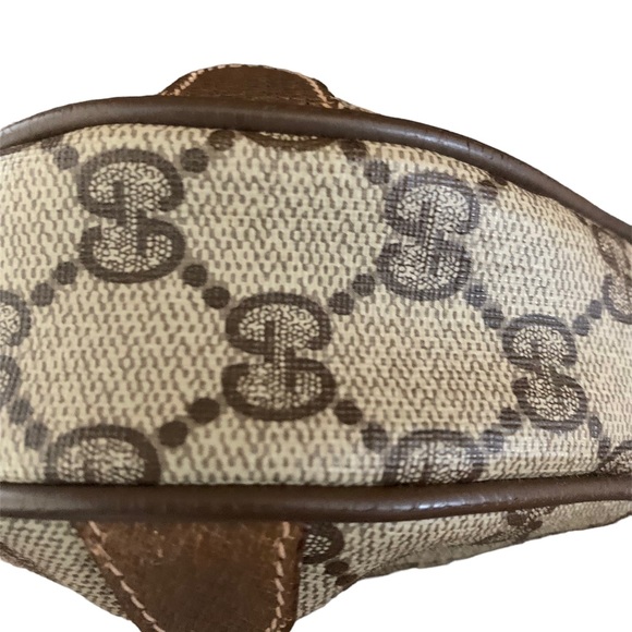 GUCCI Vintage GG Monogram Mini Supreme Crossbody Bag - Picture 7 of 11